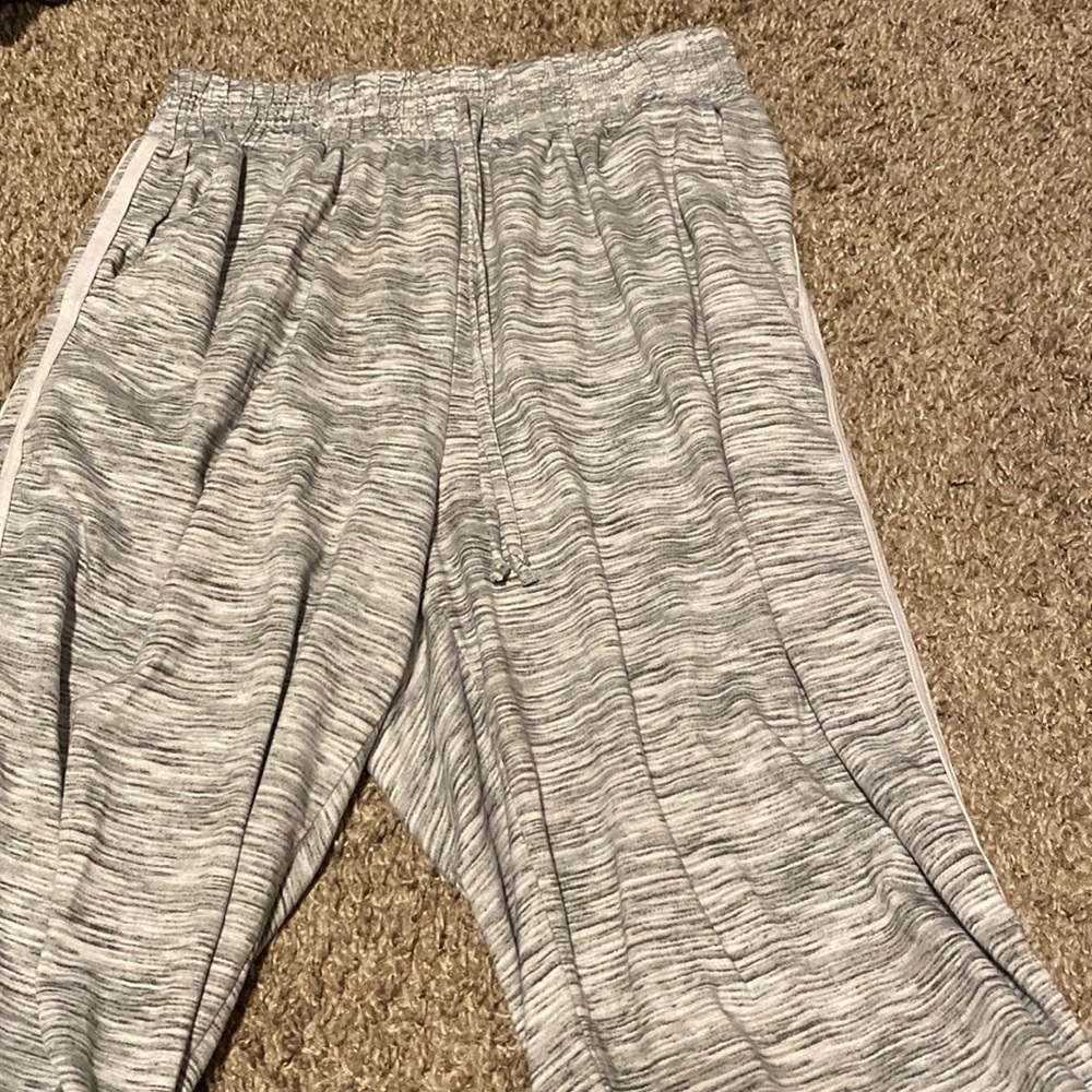 Grey Sweats/Leggings, Size: Medium